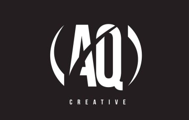 AQ bir Q Beyaz harf Logo tasarımı siyah arka plan ile.