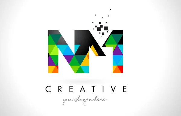 Logotipo de la letra de NM N M con el diseño colorido de la textura de los triángulos Vector — Archivo Imágenes Vectoriales