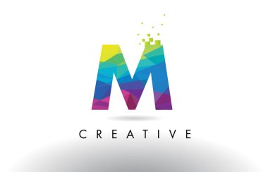 M renkli mektup Origami üçgenler tasarlamak vektör.