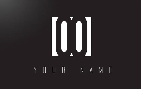 Logotipo de la letra OO con el diseño negativo del espacio en blanco y negro . — Vector de stock