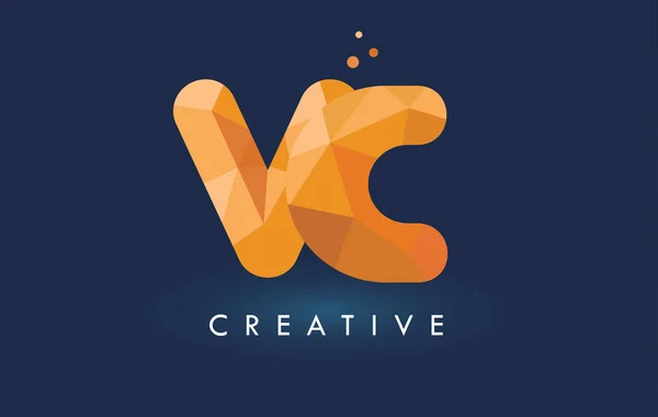 Carta VC con logotipo de triángulos de origami. Amarillo creativo naranja o — Archivo Imágenes Vectoriales