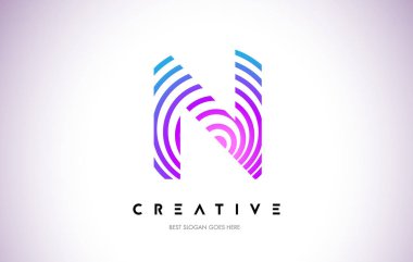 N satırları Warp Logo tasarımı. Mor daire ile yapılan harf simgesi 