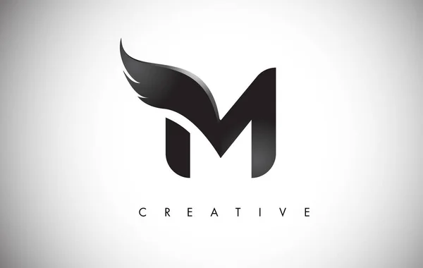 M dopis křídla Logo Design s ikonou překrýt křídlo černý pták. — Stockový vektor