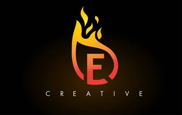 Icône de conception de logo de lettre de la flamme E avec des couleurs jaunes oranges et Fl — Image vectorielle