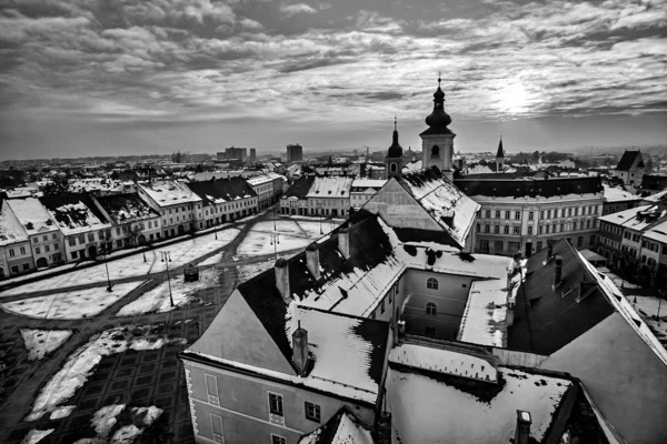 Sibiu Rumunia Transilvania o zachodzie słońca Czarno-białe fotografie — Zdjęcie stockowe