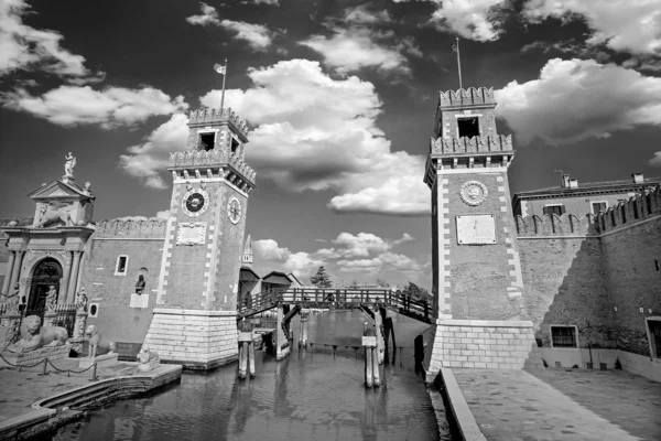 ヴェネツィアのヒ素｜ヴェネツィアの黒と白の写真 — ストック写真