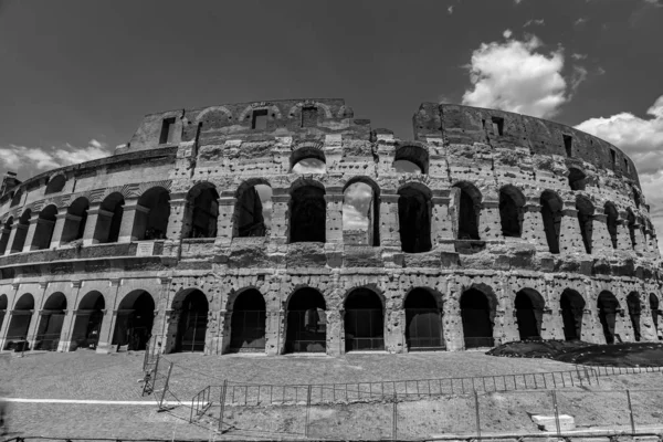 Roma Colosseo Architettura a Roma Centro Città Fotografia in bianco e nero — Foto Stock