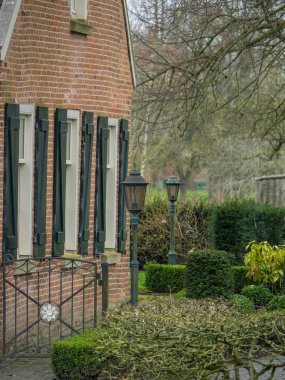 Castle evenburg leer ve nehir leda