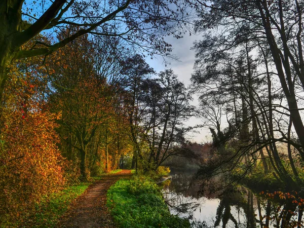 Herbstzeit Einem Deutschen Fluss — Stockfoto