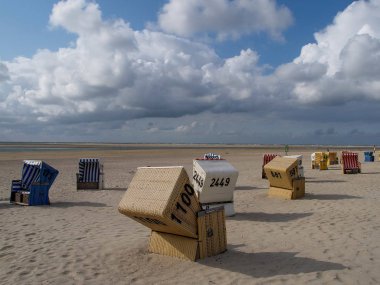 Alman kuzey denizindeki Langeoog plajı.