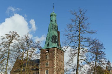 Almanya 'daki Raesfeld Şatosu' nda bahar geldi.