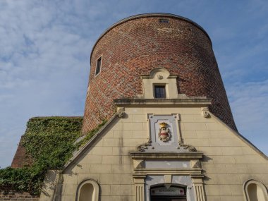 Alman Muensterland 'inde bahar vakti güneşli bir gün.,