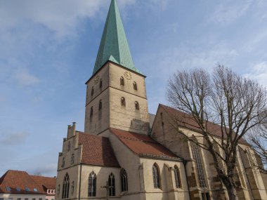 Alman Muensterland 'inde bahar vakti güneşli bir gün.,