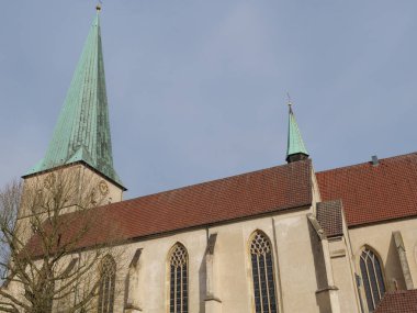 Alman Muensterland 'inde bahar vakti güneşli bir gün.,