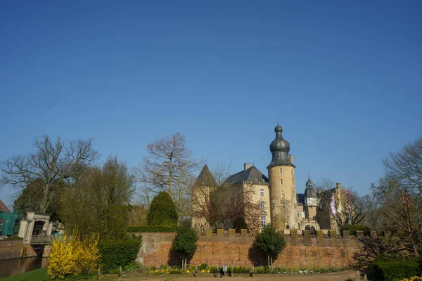 Kastelen Bomen Het Voorjaar Het Duitse Muensterland — Stockfoto