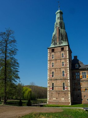Borken şehrinin yakınlarındaki Alman muensterland 'inde bahar geldi.