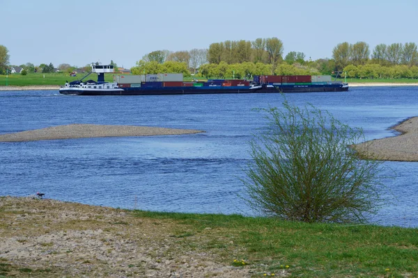 德国靠近维瑟市的莱茵河 — 图库照片
