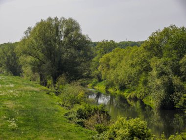 Almanya 'daki küçük nehir dudağı.