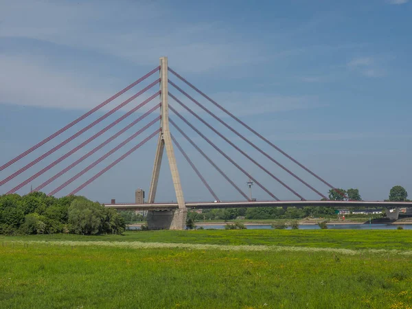 Die Rheinbrücke Bei Wesel Deutschland — Stockfoto