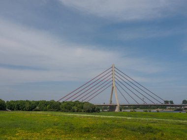 Almanya 'da Wesel yakınlarındaki Ren Köprüsü