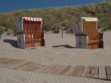 Kuzey denizindeki küçük Alman adası.