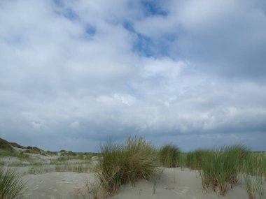 Kuzey denizindeki küçük Alman adası.