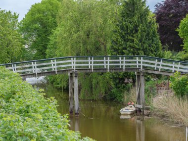 Alman deniz kıyısındaki küçük bir köy.