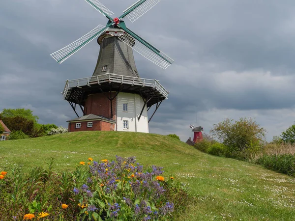 Pequeño Pueblo Greetsiel Costa Alemana Del Mar Del Norte —  Fotos de Stock