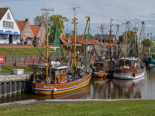 Den Lilla Byn Greetsiel Vid Den Tyska Nordsjökusten — Stockfoto