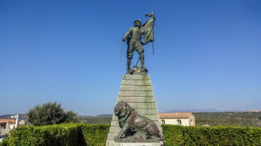 Korsika Akdeniz 'de güzel bir Fransız adasıdır.