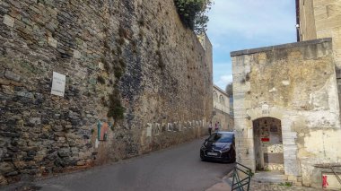 Korsika Akdeniz 'de güzel bir Fransız adasıdır.