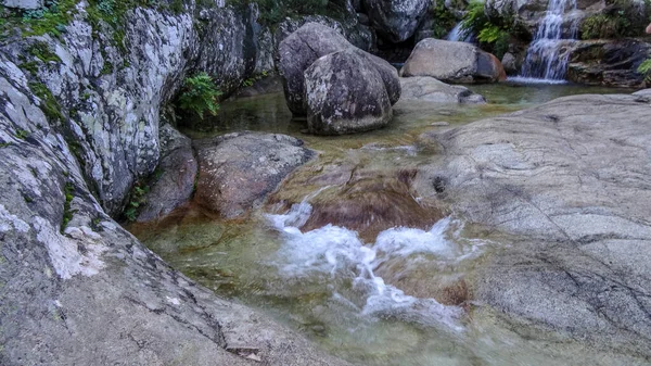 La Corsica è una bellissima isola francese nel Mar Mediterraneo — Foto Stock