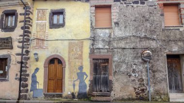 Sardunya Akdeniz 'de güzel bir İtalyan adasıdır.