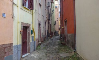 Sardunya Akdeniz 'de güzel bir İtalyan adasıdır.