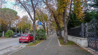 Rimini İtalya 'da popüler bir tatil beldesidir.