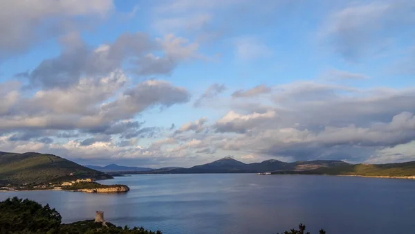 Sardaigne est une île italienne magnifique en mer Méditerranée — Photo