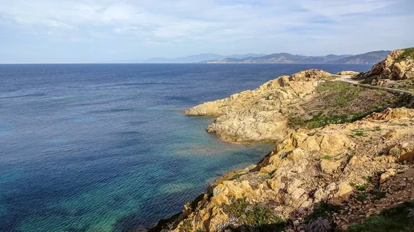 La Corsica è una bellissima isola francese nel Mar Mediterraneo — Foto Stock