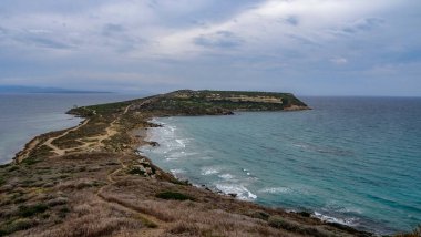 Sardunya Akdeniz 'de güzel bir İtalyan adasıdır.