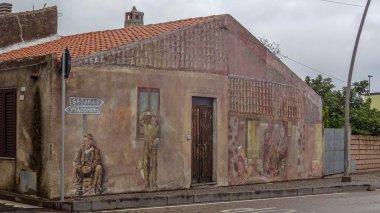 Sardunya Akdeniz 'de güzel bir İtalyan adasıdır.