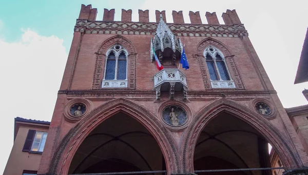 Bolonia é uma cidade italiana popular — Fotografia de Stock