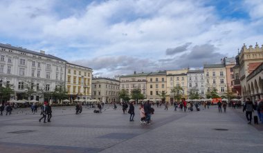 Krakow Polonya 'da güzel bir şehirdir.