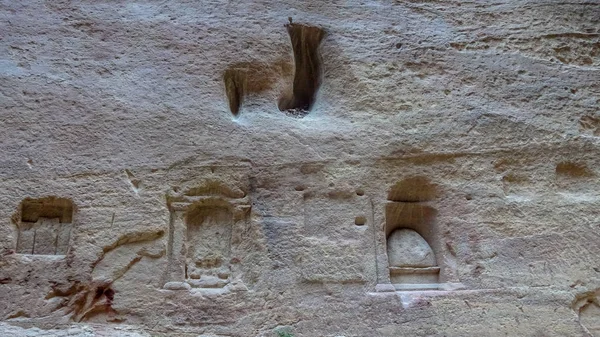 Petra is an ancient city in Jordan — Stock Photo, Image
