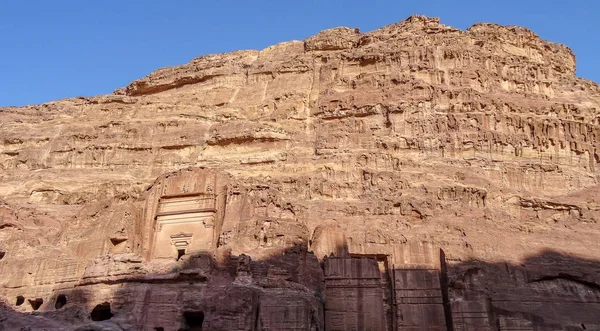 Petra é uma cidade antiga na Jordânia — Fotografia de Stock