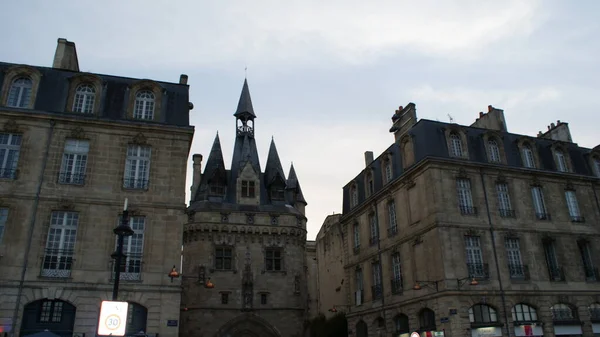 Impresionante arquitectura de la ciudad francesa de Burdeos —  Fotos de Stock