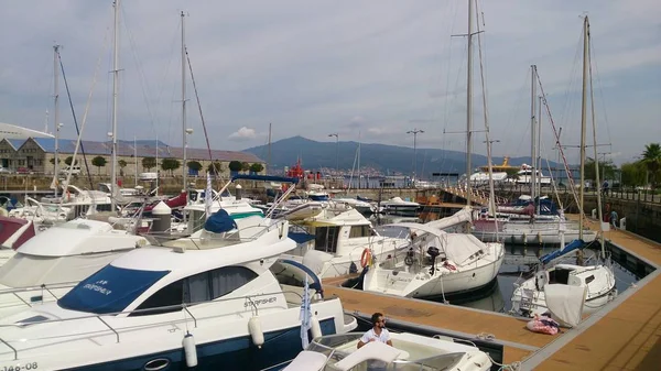 La vieille et très belle ville espagnole de Vigo — Photo