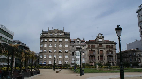 Stare i bardzo piękne hiszpańskie miasto Vigo — Zdjęcie stockowe