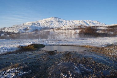 İzlanda 'nın çarpıcı doğası ve mimarisi