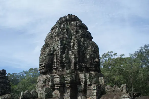 Angkor Wat je hinduistický chrám v Kambodži — Stock fotografie