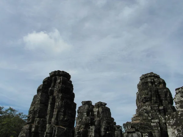 Angkor Wat adalah sebuah kuil Hindu di Kamboja — Stok Foto