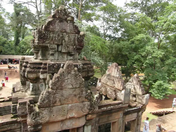 Angkor Wat adalah sebuah kuil Hindu di Kamboja — Stok Foto
